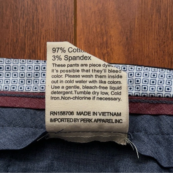 Perk Pants Mens Size 42x32 Feel Good Chinos Stretch Slim Fit Navy Blue NWT - Picture 6 of 6